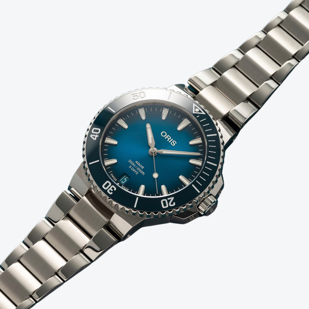 Oris Aquis Date Caliber 400 43.5mm