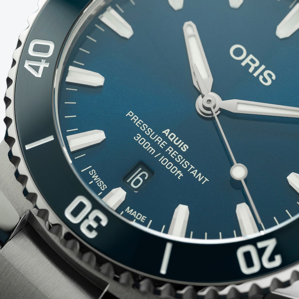 Oris Aquis Date 43.5mm