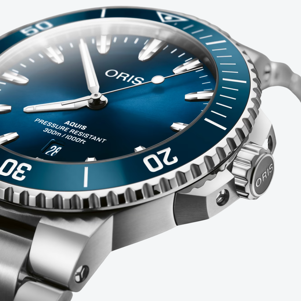 Oris Aquis Date 43.5mm