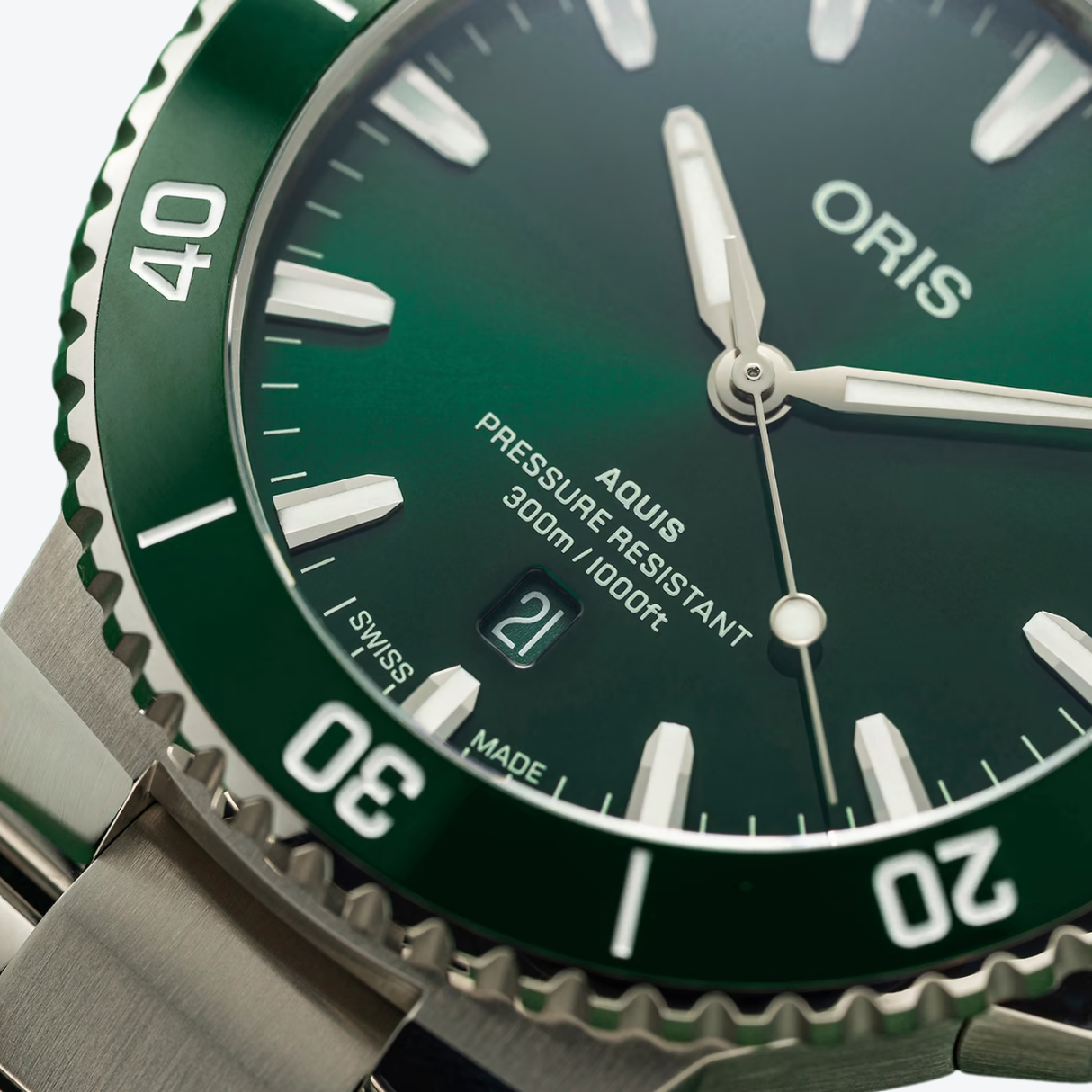 Oris Aquis Date 43.5mm