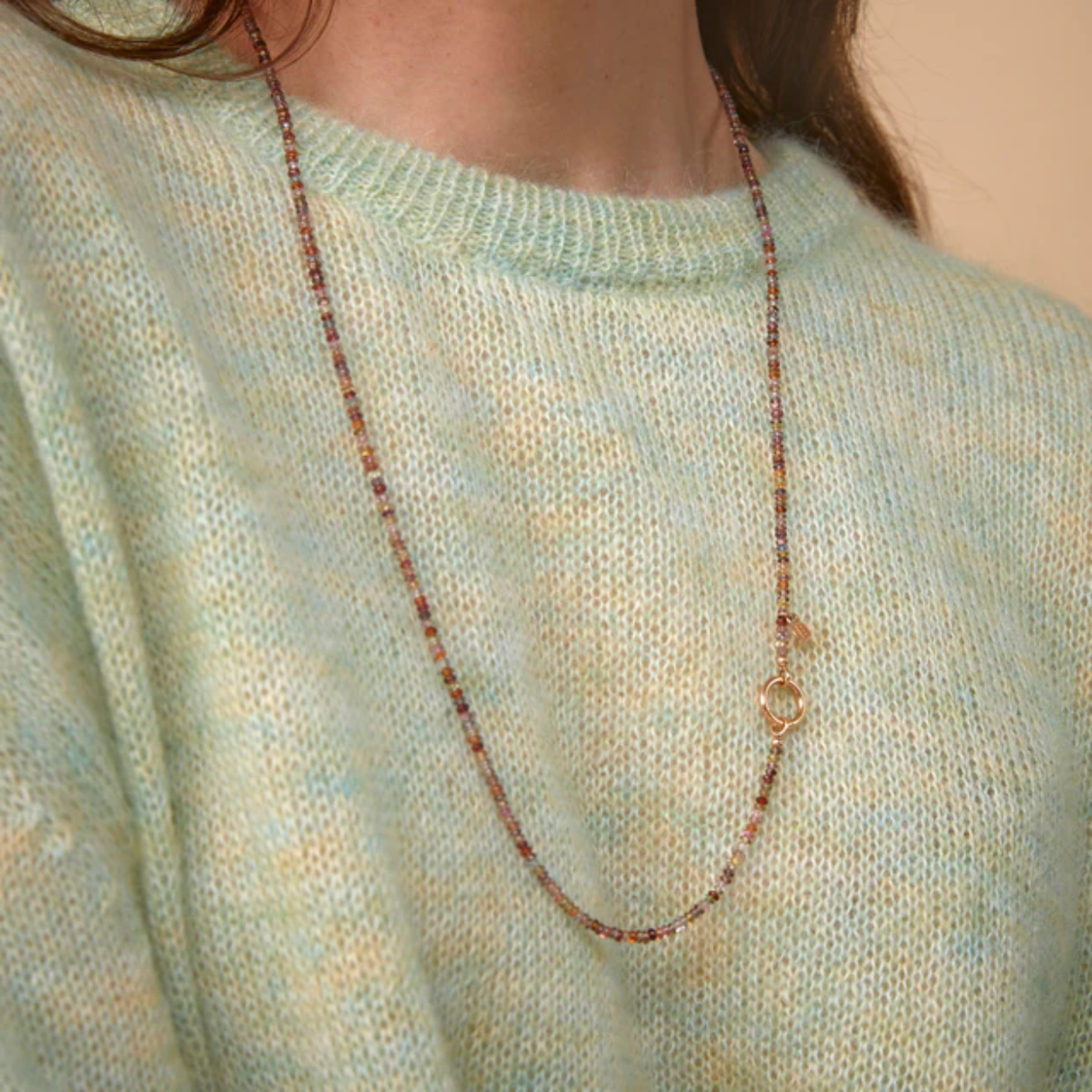 Bron Gemstone collier