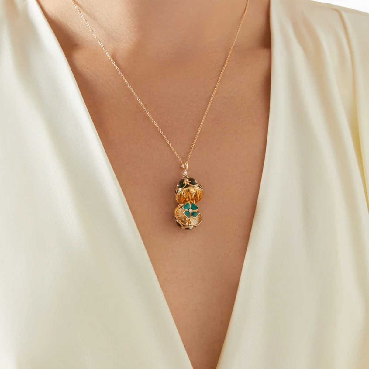 Fabergé Guilloché Enamel Clover Suprise Locket necklace