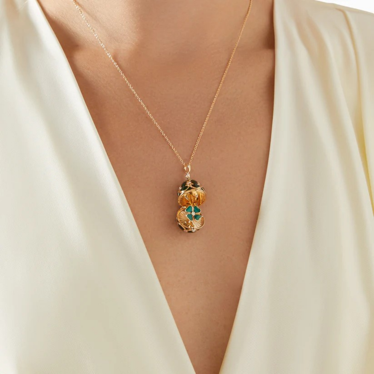 Fabergé Guilloché Enamel Clover Suprise Locket necklace
