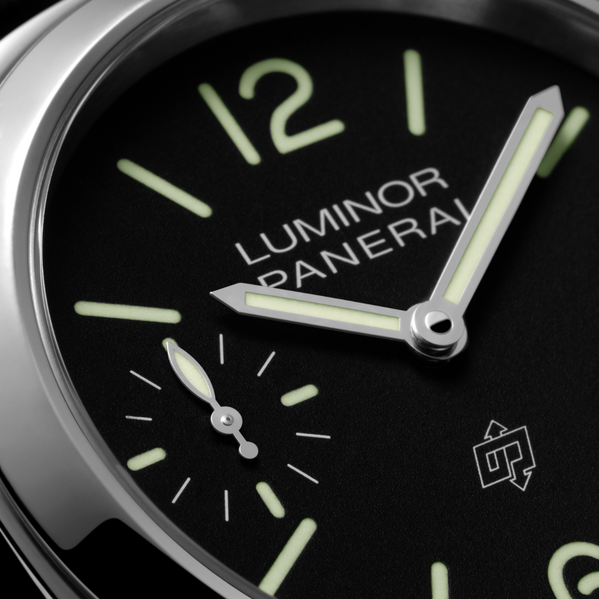 Panerai Luminor Logo 44mm
