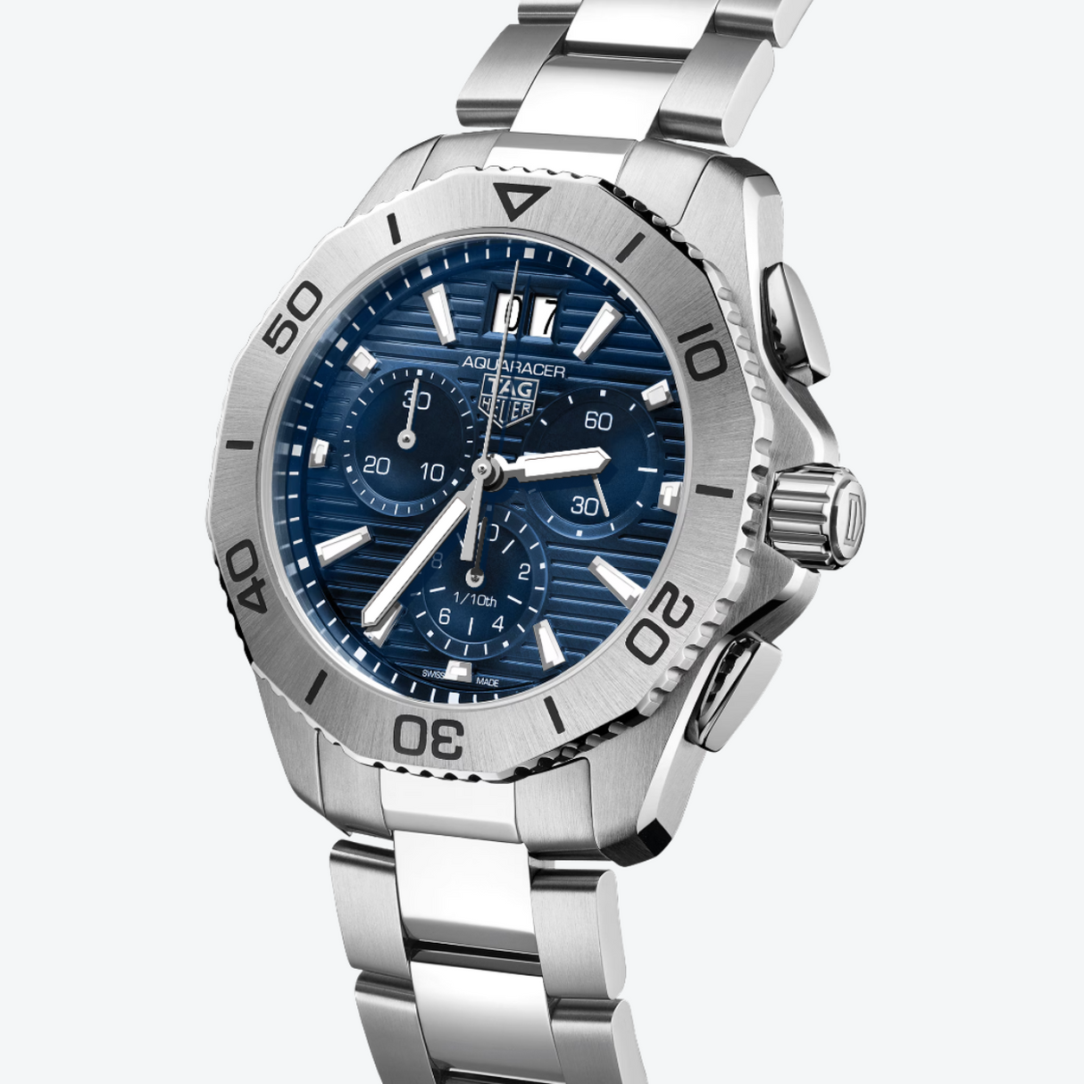 TAG Heuer Aquaracer Professional 200 Chronograph