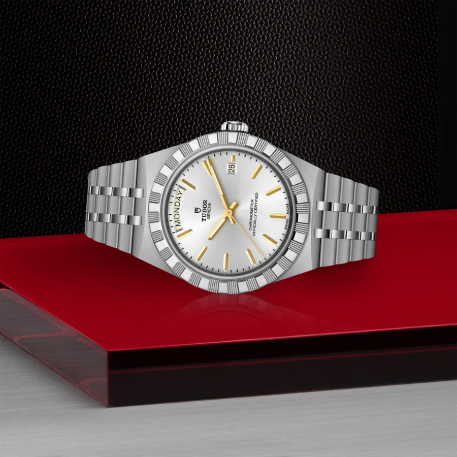 Tudor Royal