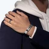Move Titanium ring