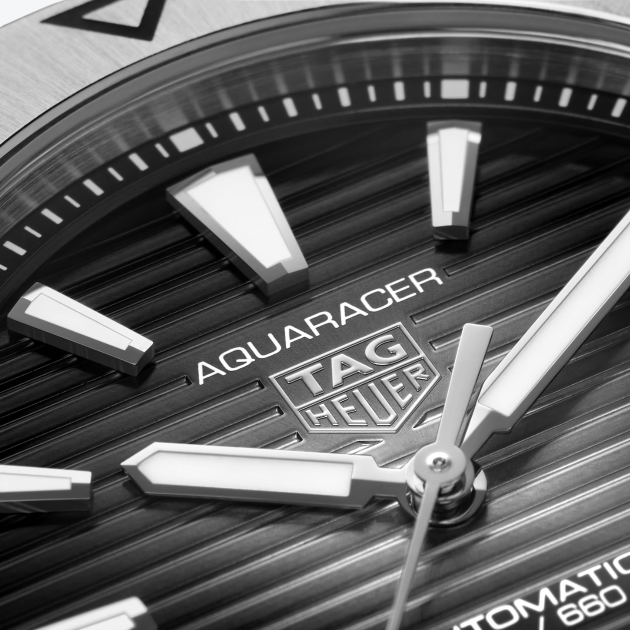 TAG Heuer Aquaracer Professional 200 Date