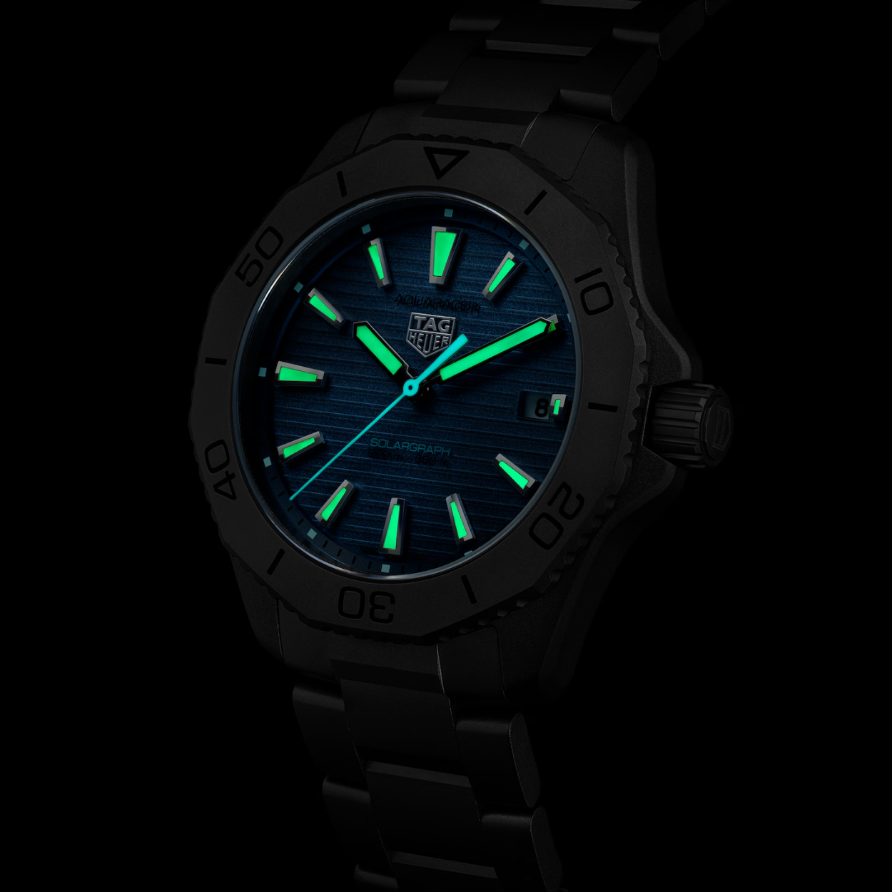 TAG Heuer Aquaracer Professional 200 Solargraph 40mm