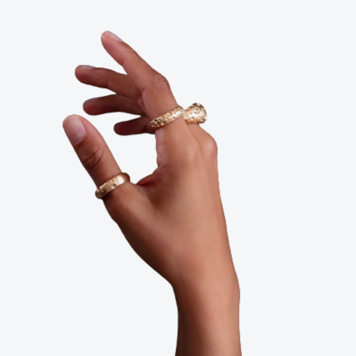 Van Gelder Jodha Bai Spirit scattered bombé ring